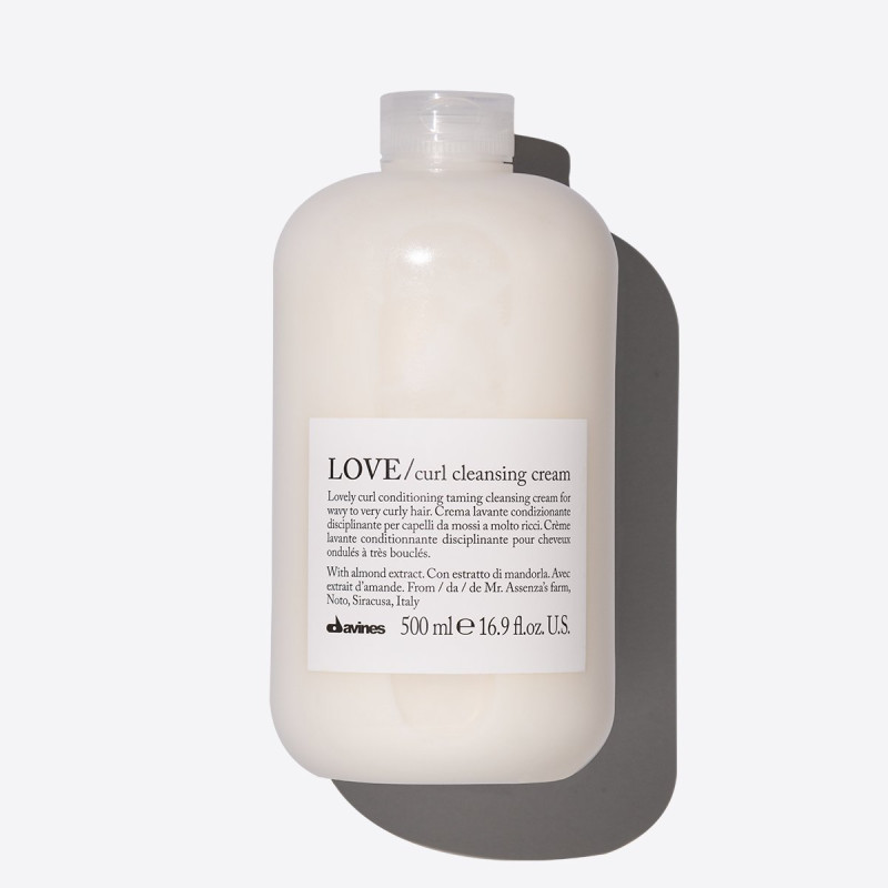 LOVE curl Сleansing CreamОчищувальний крем для хвилястого та кучерявого волосся Essential Haircare Davines, 500 мл
